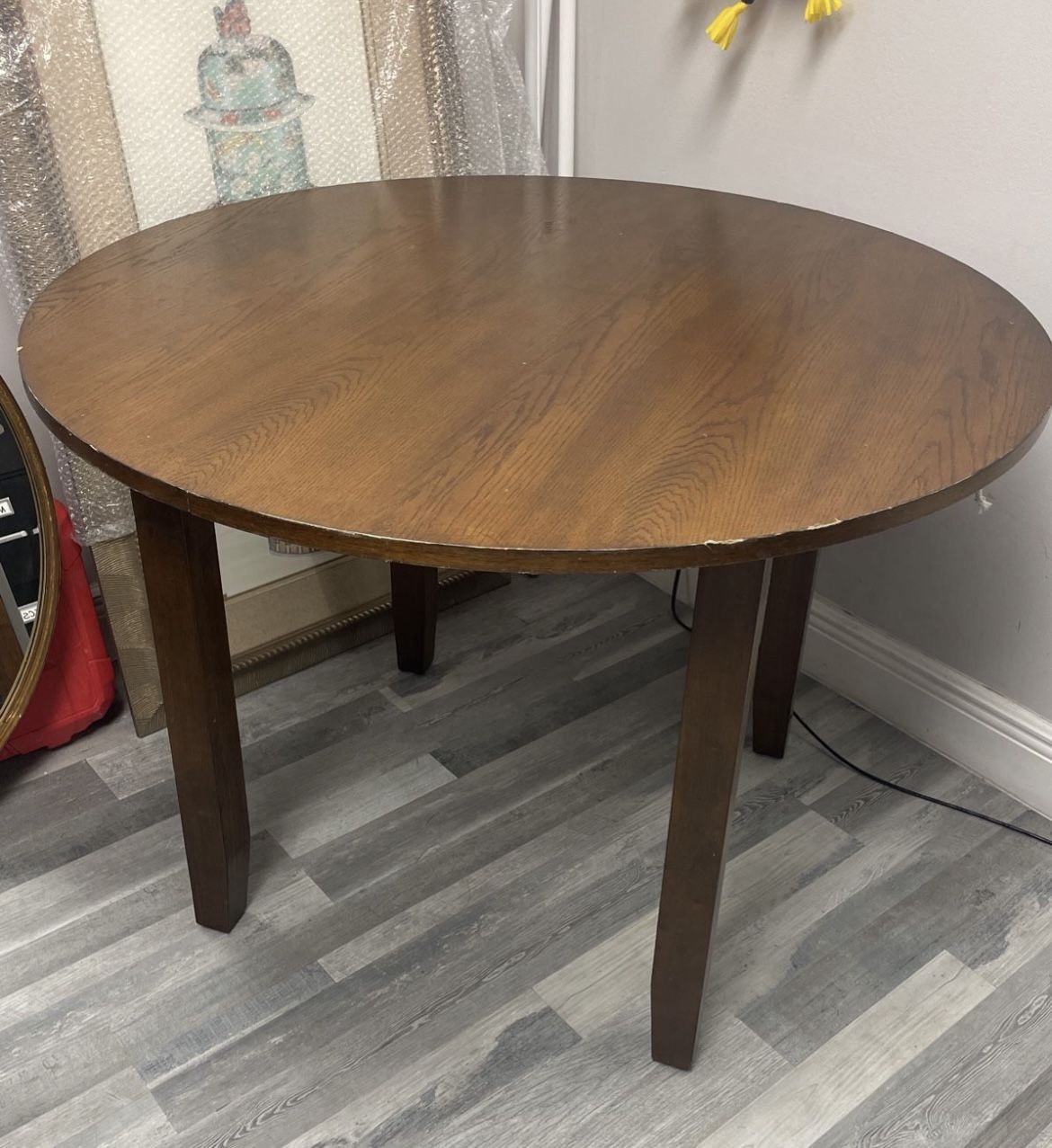 42” Round Wood Table