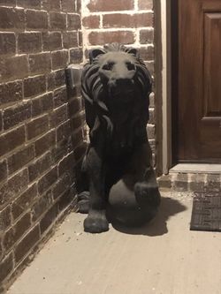 Lion statue