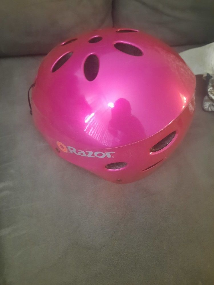 Razor Helmet