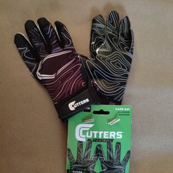 Cutters Game Day Receivers Gloves