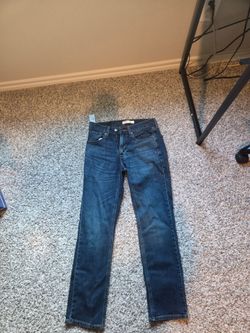 Levi athlrtic never worn size 28 mens jeans