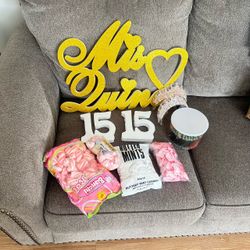 🎀 Decoración y dulces para cumpleaños – $40