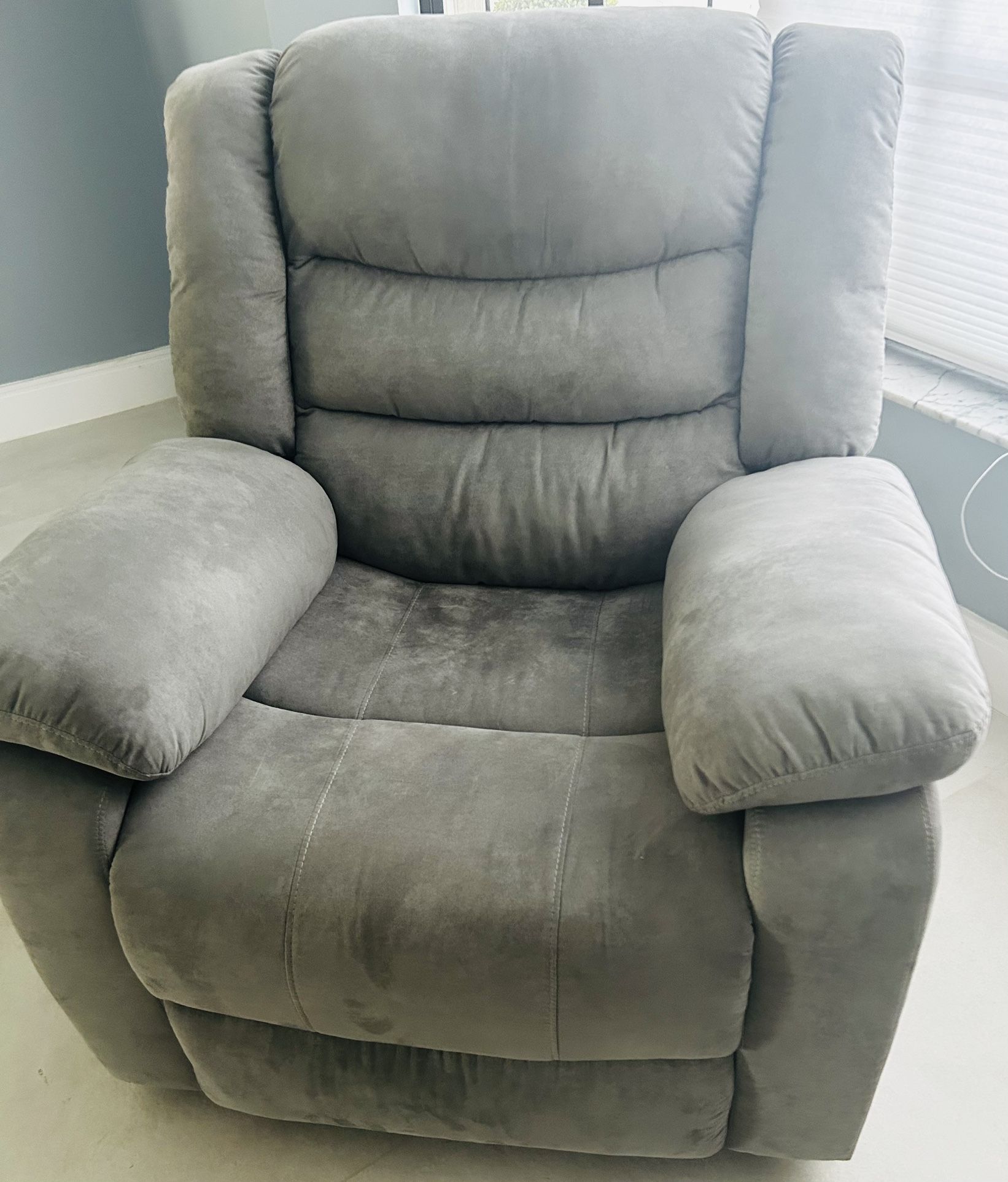 Living Room Set - Manual Recliners