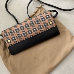 Burberry Crossbody 
