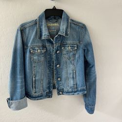 AEROPOSTALE DISTRESSED DENIM WOMEN’S JACKET