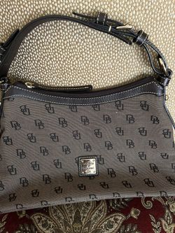Dooney and Bourke crossbody bag