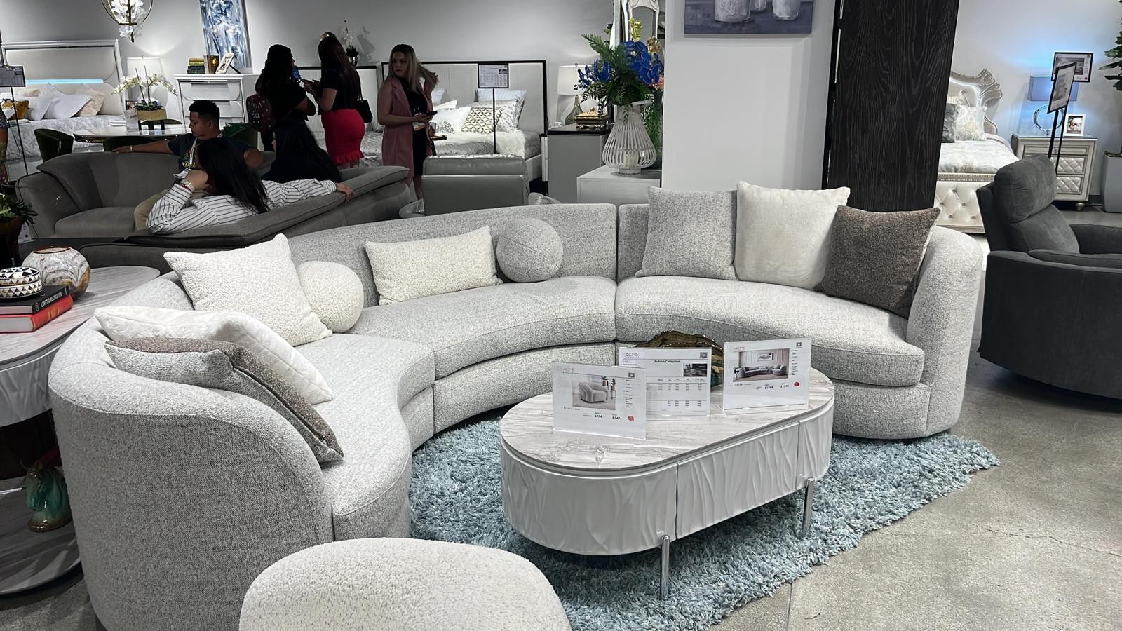 Ivria Sectional Sofa W/9 Pillows
ACME$10 Down Payment And Financing Available