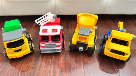 Kids Toy Truck Set – 4 Vehicles 🚒🚚
