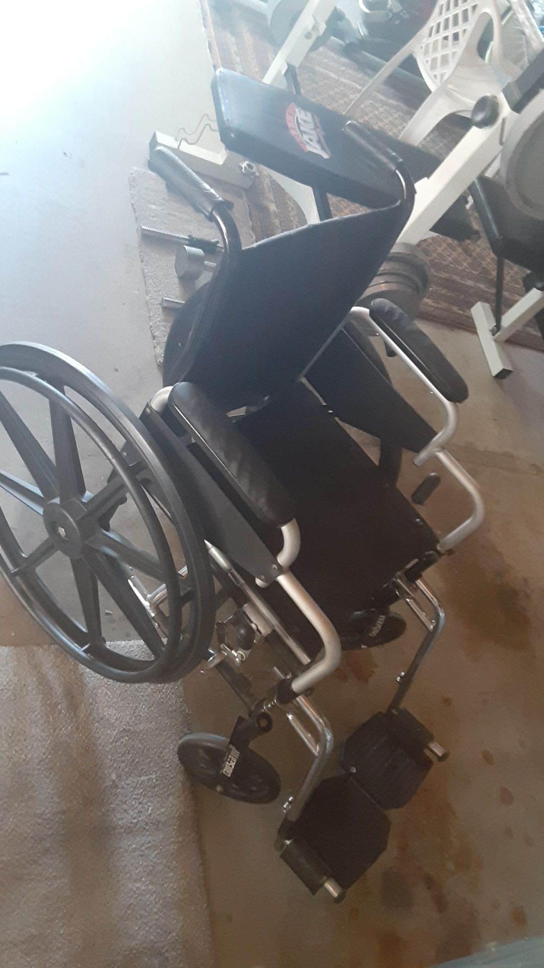 Cruiser 3 wheel chair