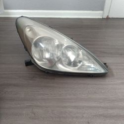 Lexus Es 300 Passenger Side Headlight 02-04 Led  "Not Hid"