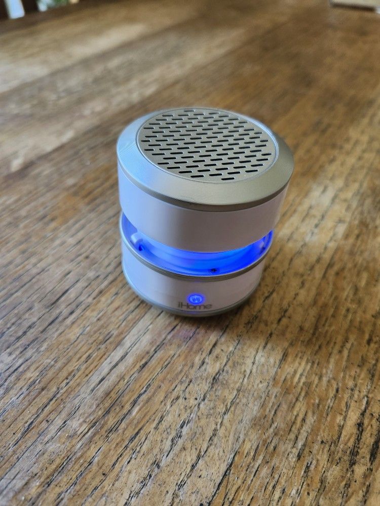 Ihome Bluetooth Mini Speaker