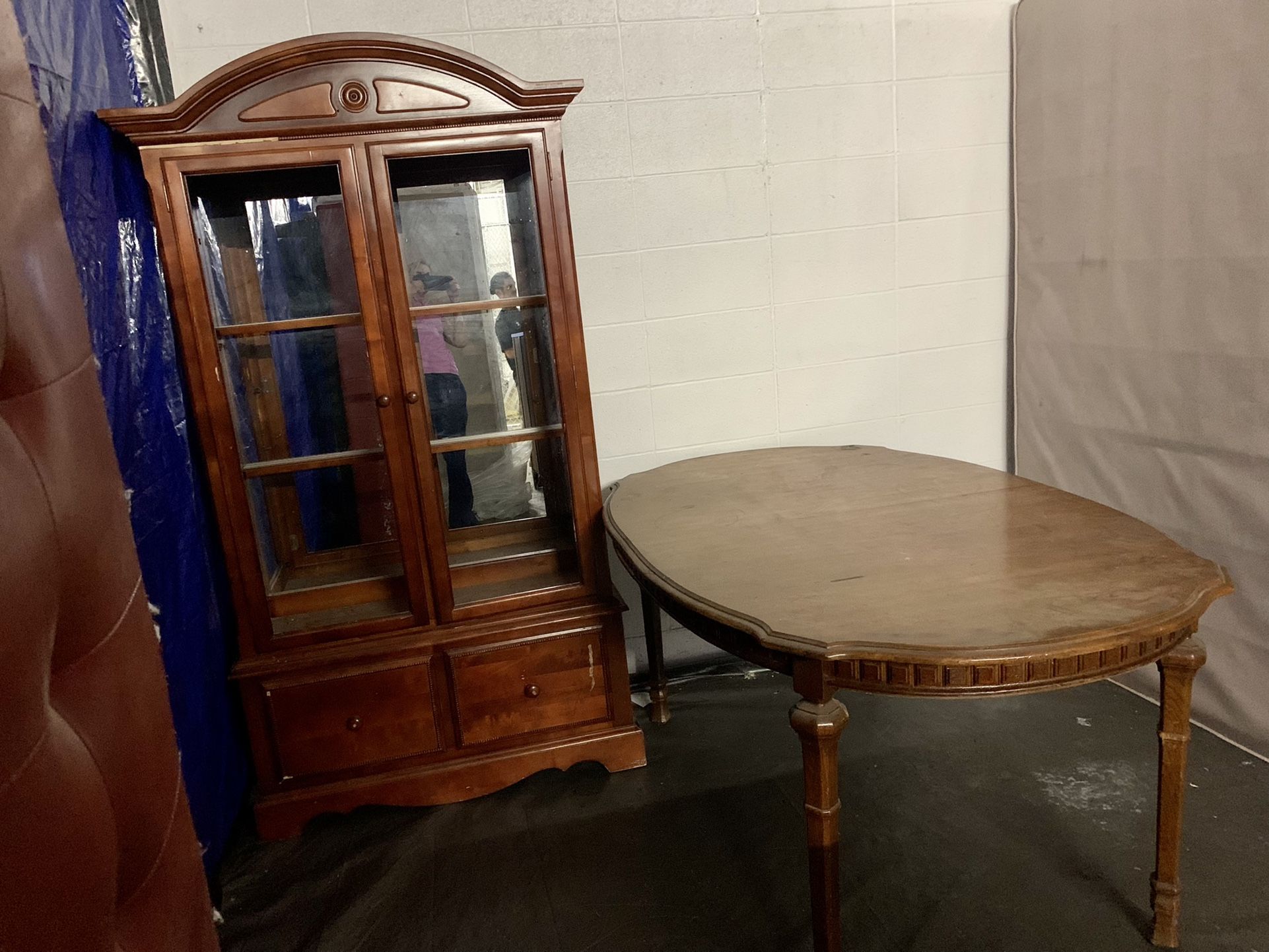 Antique 1950s dining table must go this week. Comes with table leaf