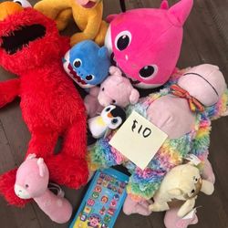 Toy lot ❤️ $10 
