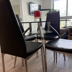 Small Kitchen Table With Chairs Needs To Be Gone Today