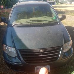2002 Chrysler Voyager