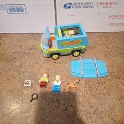 Lego Mystery Machine Complete Without The Tree $100 Or Best Offer But You See Is What You Get
