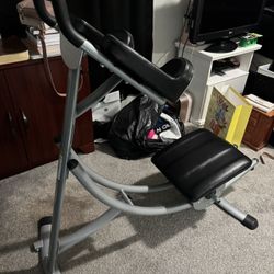 Ab workout machine