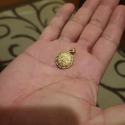 10K Gold Necklace Charm 