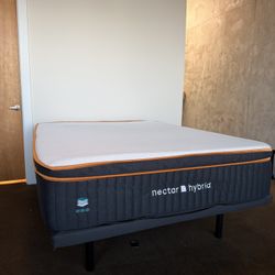 Nectar Queen Bed with Adjustable Bed-frame (massage feature included!)