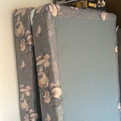 Box Springs 