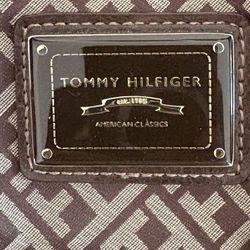 Women’s Tommy Hilfiger Purse 