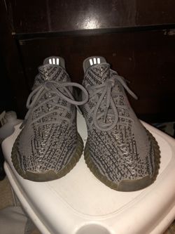 Yeezy Sneakers Size 9.5 US