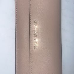 Michael Kors Pink Wallet 