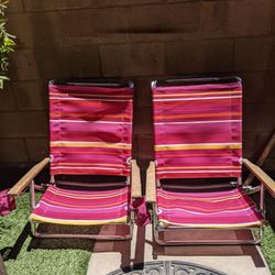 2 Beach Chairs