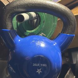 20  POUND  NEW  KETTLEBELL 
