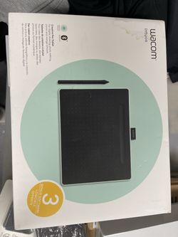 Wacom Intros Medium Bluetooth Drawing Tablet