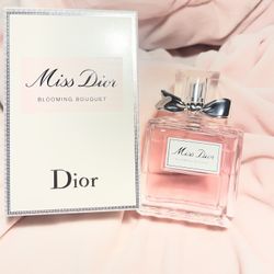 Dior Blooming Bouquet 