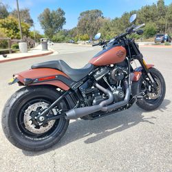 2018 Harley Davidson M8 Softail Fatbob FXFBS 