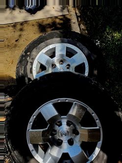 2 Toyota Rims with Bridgestone(P265/70R17)Tires