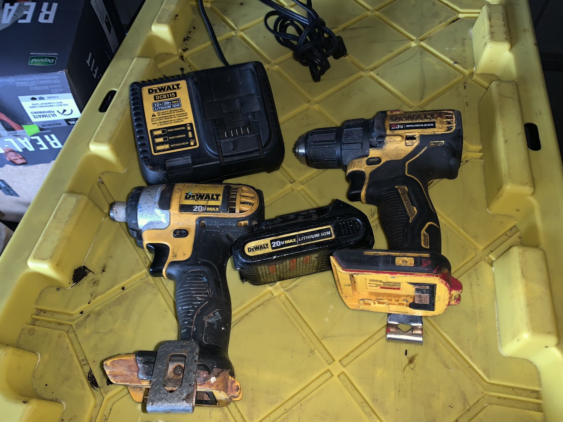 20volt dewalt impact, drill brushless 1 battery and charger $125