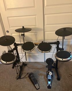 Electric drum set