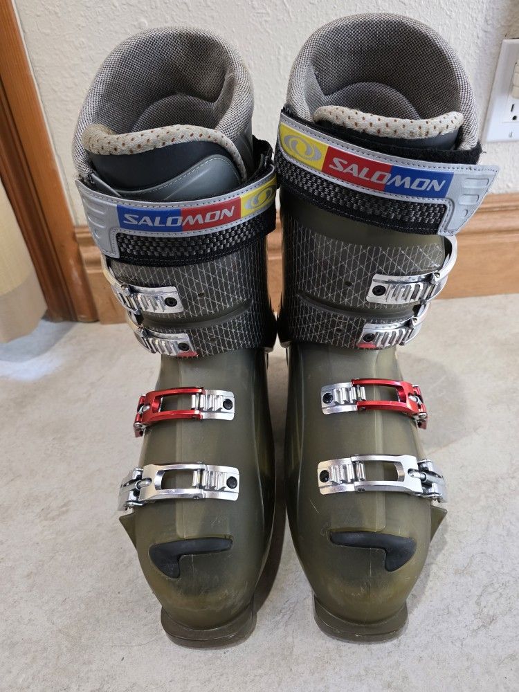 SALOMON ski boots MP 29.5. U S 11