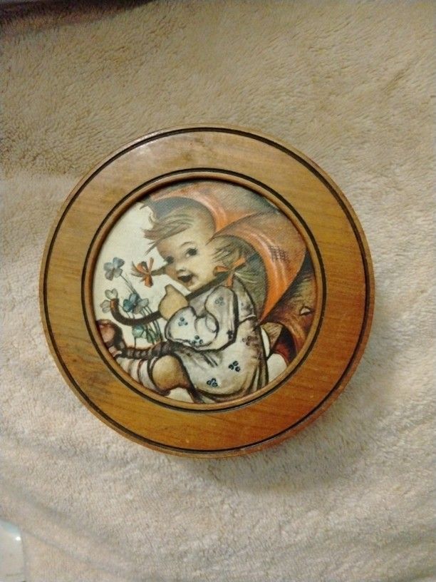 Vintage Reuge Hummel Wall Music Box 4386
