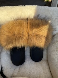 Furry Slides Size 6 Worn Twice