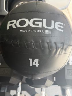 Rogue medicine Ball 14lbs