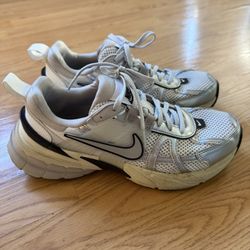 Nike V2k Women Size 7