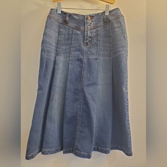 Vigor Jeans size M medium wash midi skirt 