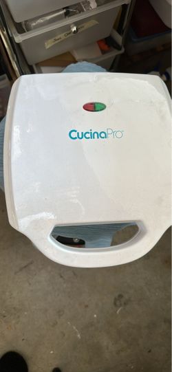 CucinaPro White Electric mini quiche and pie maker