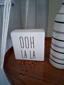 Ooh LA LA. Ceramic. 