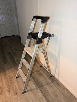 COSCO 6ft Signature Series Step Ladder,