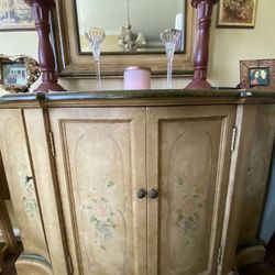 MAKE AN OFFER! Entire Dining Room - Will Sell Pieces Separately 