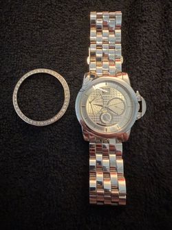 MarcEcho watch diamond bezel and smooth.