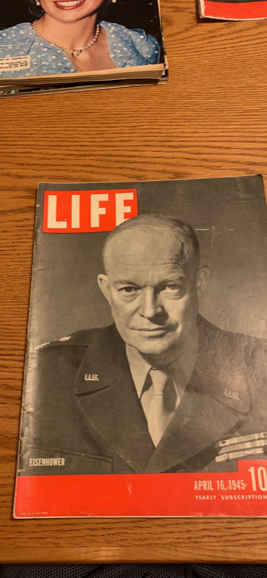 Life Magazine April 16 1945 WWII General Eisenhower Disney Donald Duck US POWs 