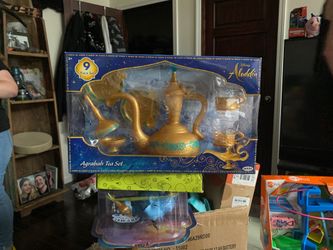 Disney Aladdin agrabah tea set new damaged box