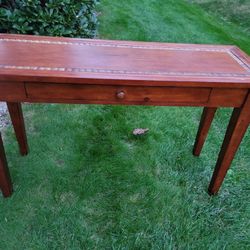 Antique Console Table length 28 "width 47"