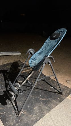 Teeter hang ups inversion table